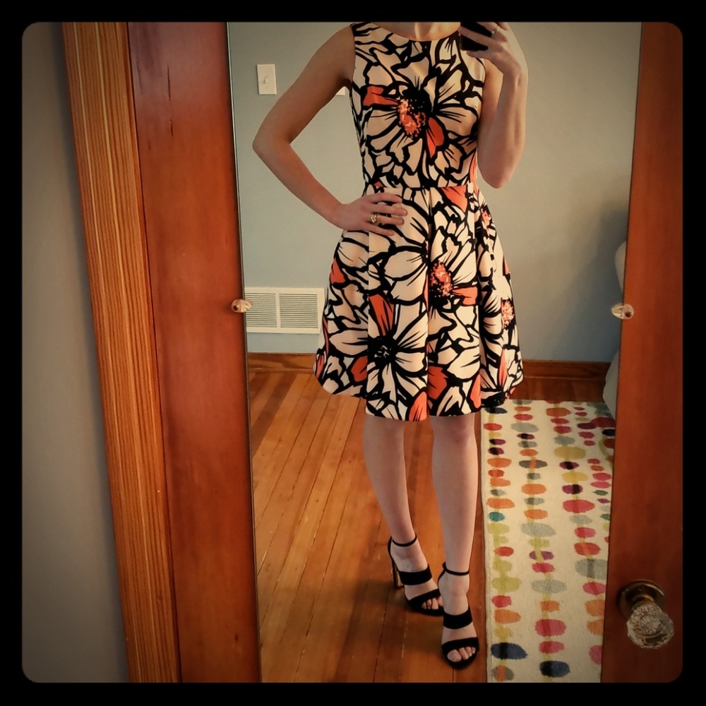 Size 6 Taylor formal dress